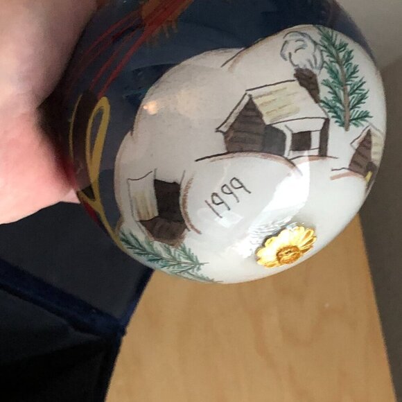 Pier 1 Li Bien Hand Painted Santa Sleigh Reindeer 1999 Christmas Glass Ornament - Picture 4 of 9